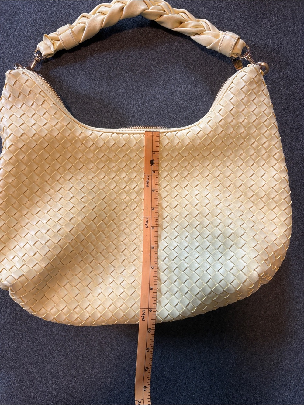 Modern and Chic pale yellow woven Kelly - vegan leather tote - Picture 5 of 5